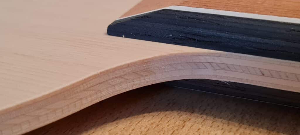 Der siebenschichtige Aufbau des Nittaku Septear Holzes: 7 Schichten Kiso Hinoki